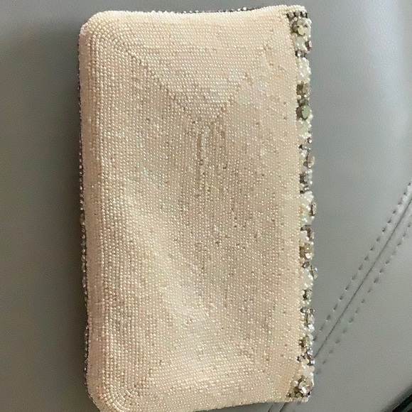 Mary Frances authentic and unique handbag color pearl - Picture 8 of 11